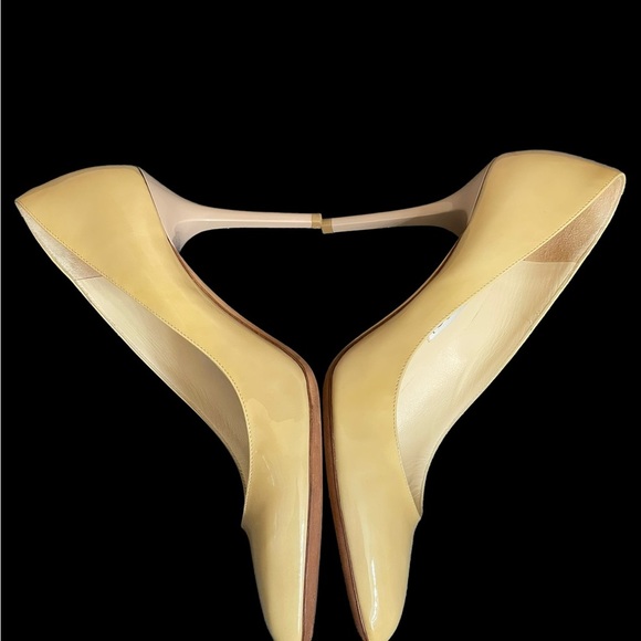 Jimmy Choo Light Mustard Patent Leather Pumps Size 40 (10 USA) - Picture 8 of 14